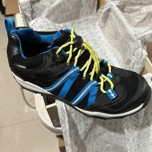 Clarks original boys sneakers 26104809. Size:3W